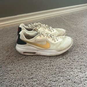 Nike Kids Cream and Gold Sneakers